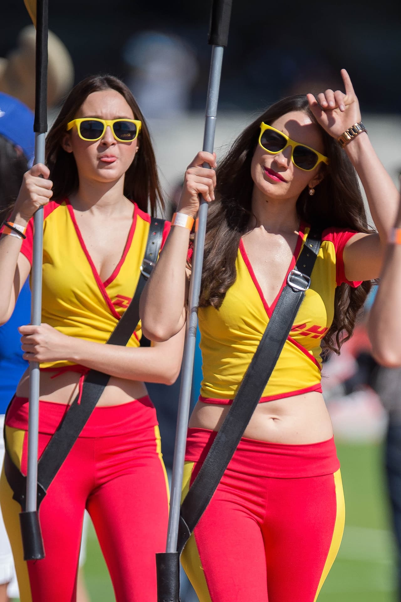 Como no podía ser de otra manera, las porristas en la casa de Pumas pusieron la belleza y engalanaron la jornada del clásico.