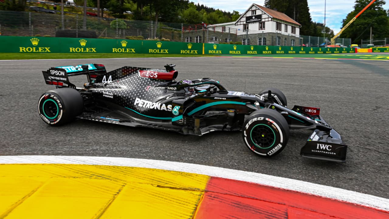 Lewis Hamilton gana sin problemas el GP de Bélgica; Sergio Pérez finaliza 10