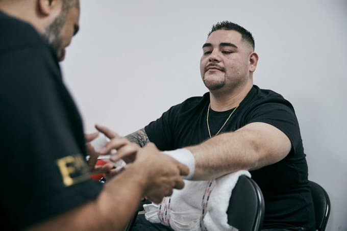 Así se vive el ambiente en Arabia Saudita, previo a que Anthony Joshua y Andy Ruiz suban al cuadrilátero.