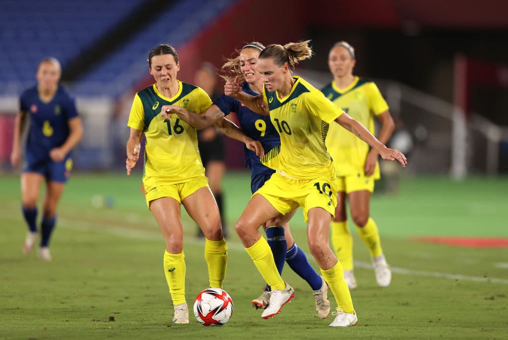 Suecia deja atrás a Australia por la mínima y avanza a la Final de los Juegos Olímpicos de Tokyo 2020. Fridolina Rolfo fue la jugadora que le dio la victoria a la escuadra escandinava, quien se medirá ante Canadá por la medalla de oro.