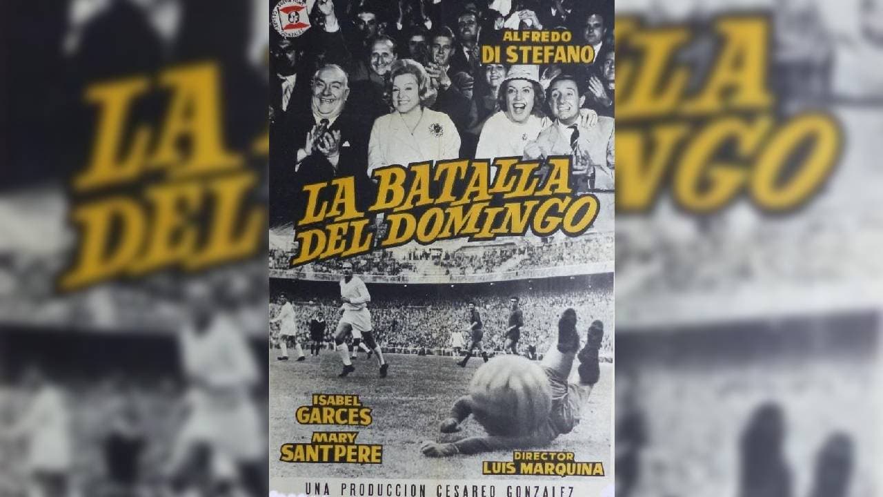 En ‘La batalla del domingo’, estrenada en 1963, Alfredo Di Stéfano hace un recuento de su vida junto a cómicos reconocidos de la época. El filme llegó a México bajo el nombre de ‘El futbol y yo’.