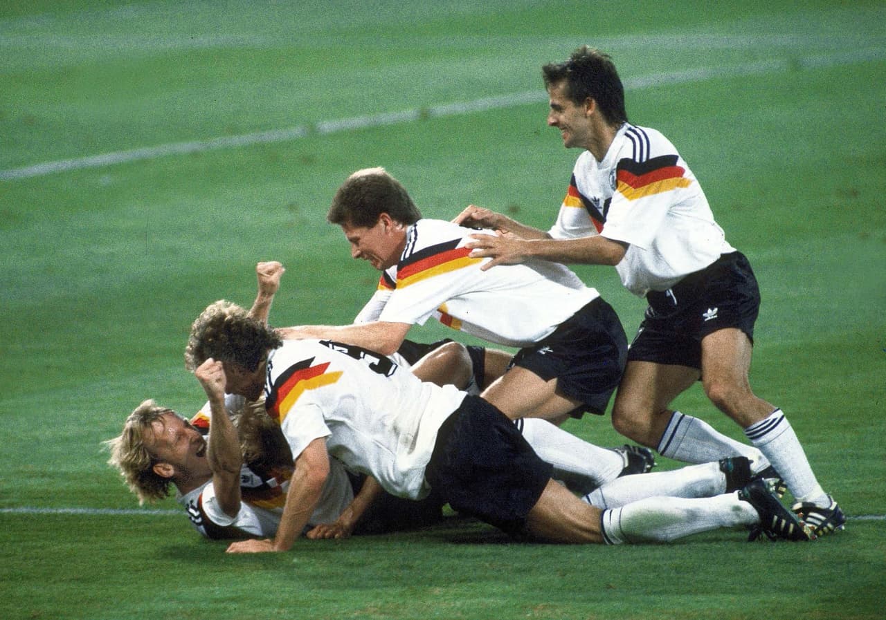 Ese gol de penalti sirvió para el 1-0 y título del Mundial, el tercero en la historia de los germanos.