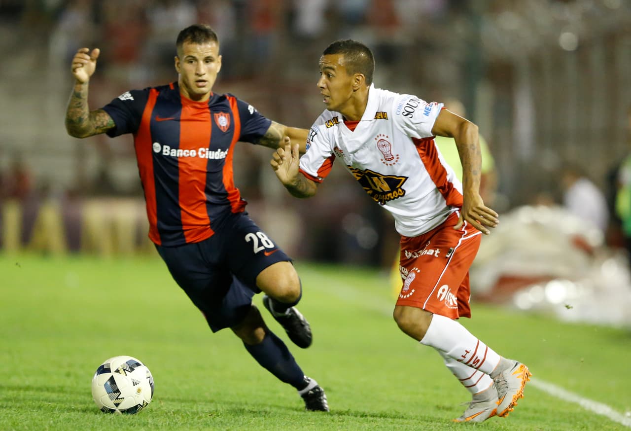 San Lorenzo líder momentáneo en Argentina tras empatar con Huracán