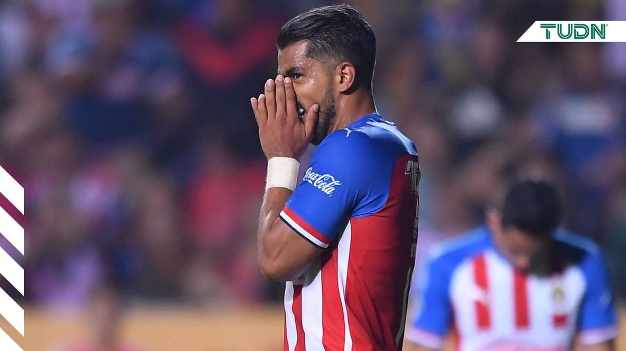 Miguel Ponce dice que en Chivas “nos da vergüenza la situación”