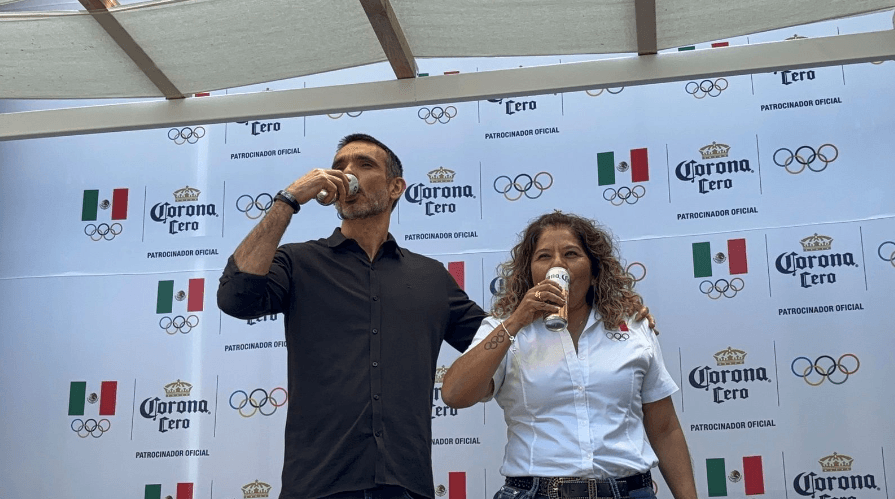 Una tarde histórica que culminó con el brindis entre María José Alcalá y Daniel Cocenzo, con Corona Cero.