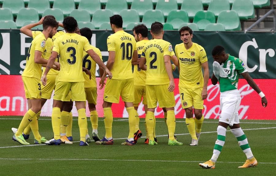 El partido entre el Villarreal y Real Betis acabó en empate 1-1. Pau Torres se encargó de abrir el marcador al minuto 5, pero fue hasta la segunda mitad cuando Aitor Ruibal García descontó para los béticos e igualó el partido durante la novena jornada de LaLiga.