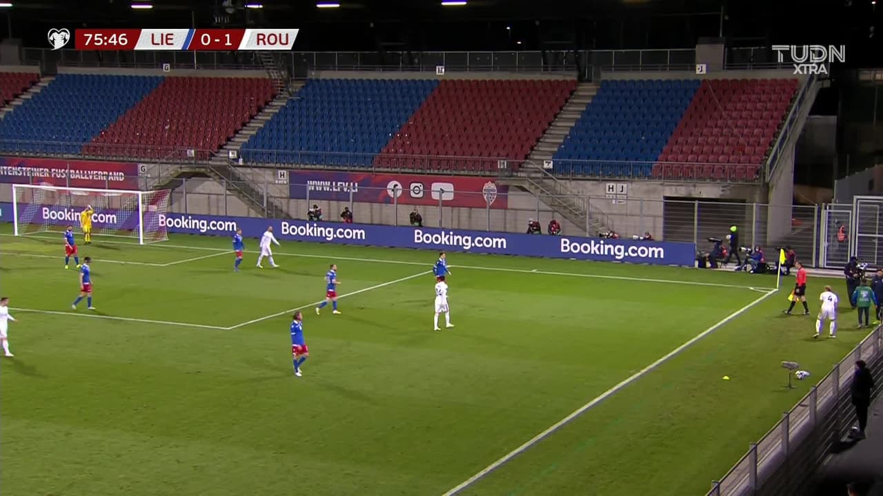 ¡TIRO ATAJADO! disparo por Ianis Hagi.