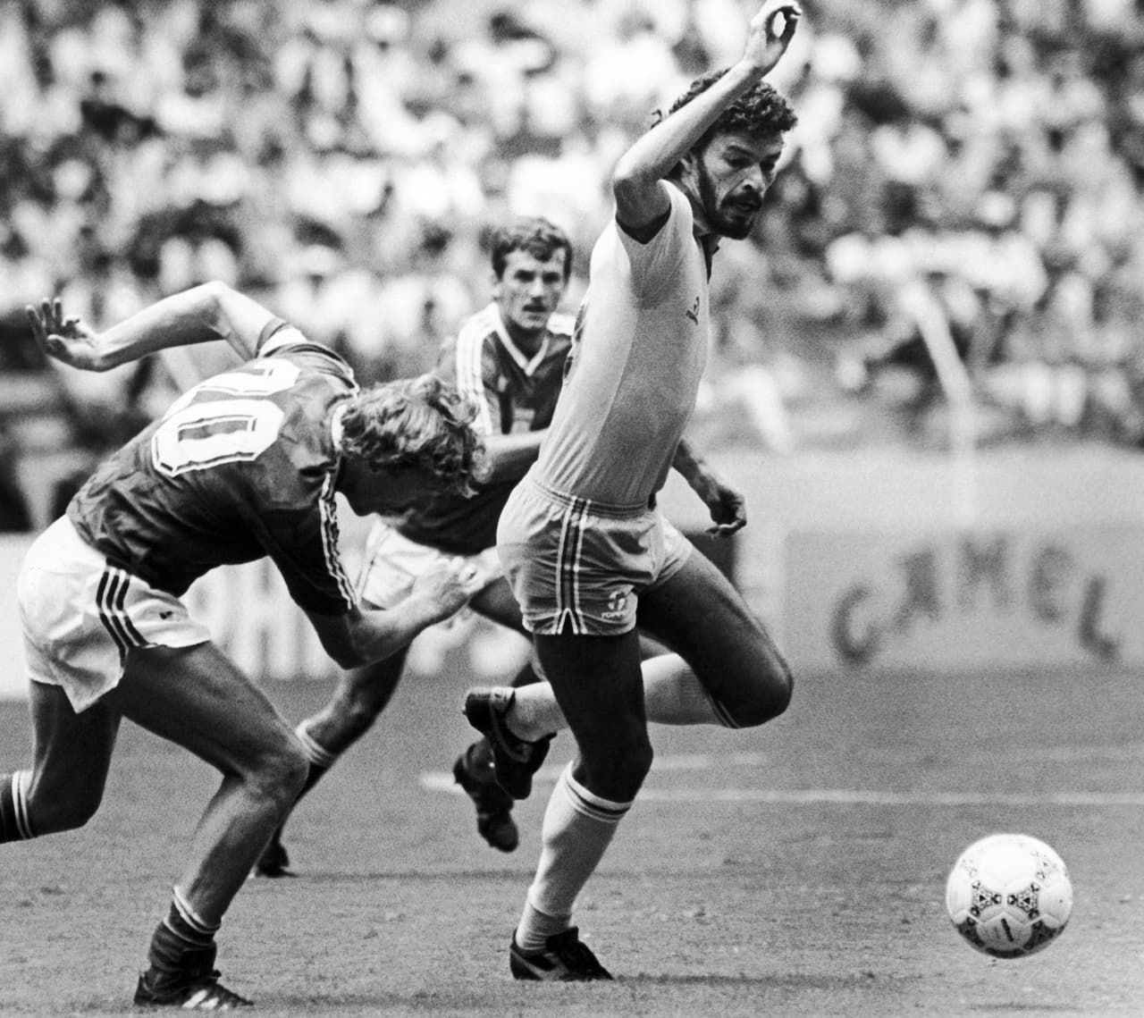 Socrates fue una gran figura de Brasil en los mundiales de 1982 y de 1986, un volante cuyo talento sobresalió con Corinthians.