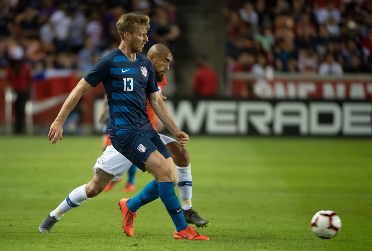 Para la segunda mitad, ambos equipos no arriesgaron como en el primer tiempo, sus ataques fueron más cautos y aunque el partido fue intenso, no hubo tantas llegadas.