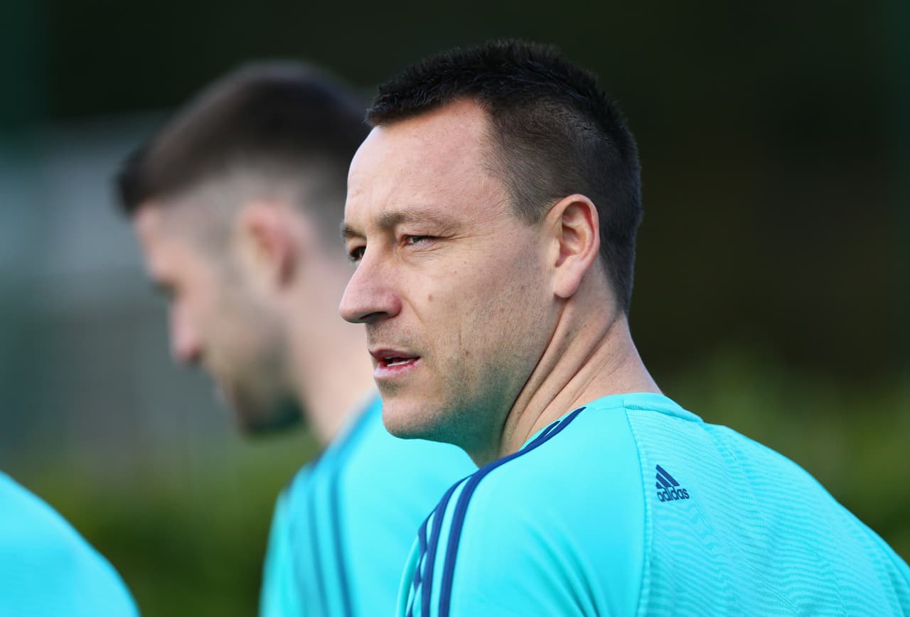El defensa John Terry le hará falta a su equipo ya que sigue lesionado.