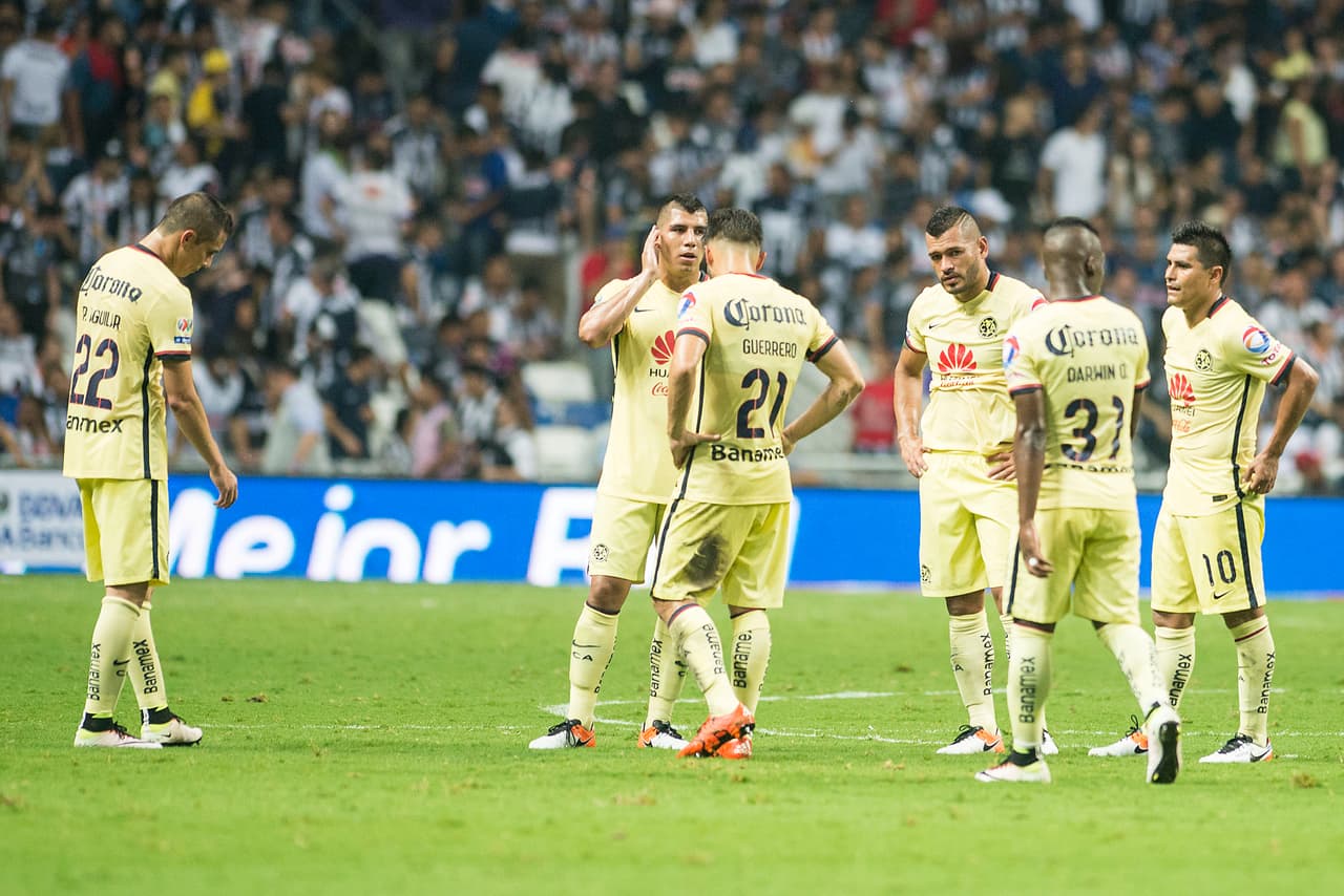 En la ida fue triunfo en el estadio Azteca por 1-0 gracias a un gol de Oswaldo Martínez, mientras que en la vuelta los 'Rayados' se remontaron con marcador 4-2.