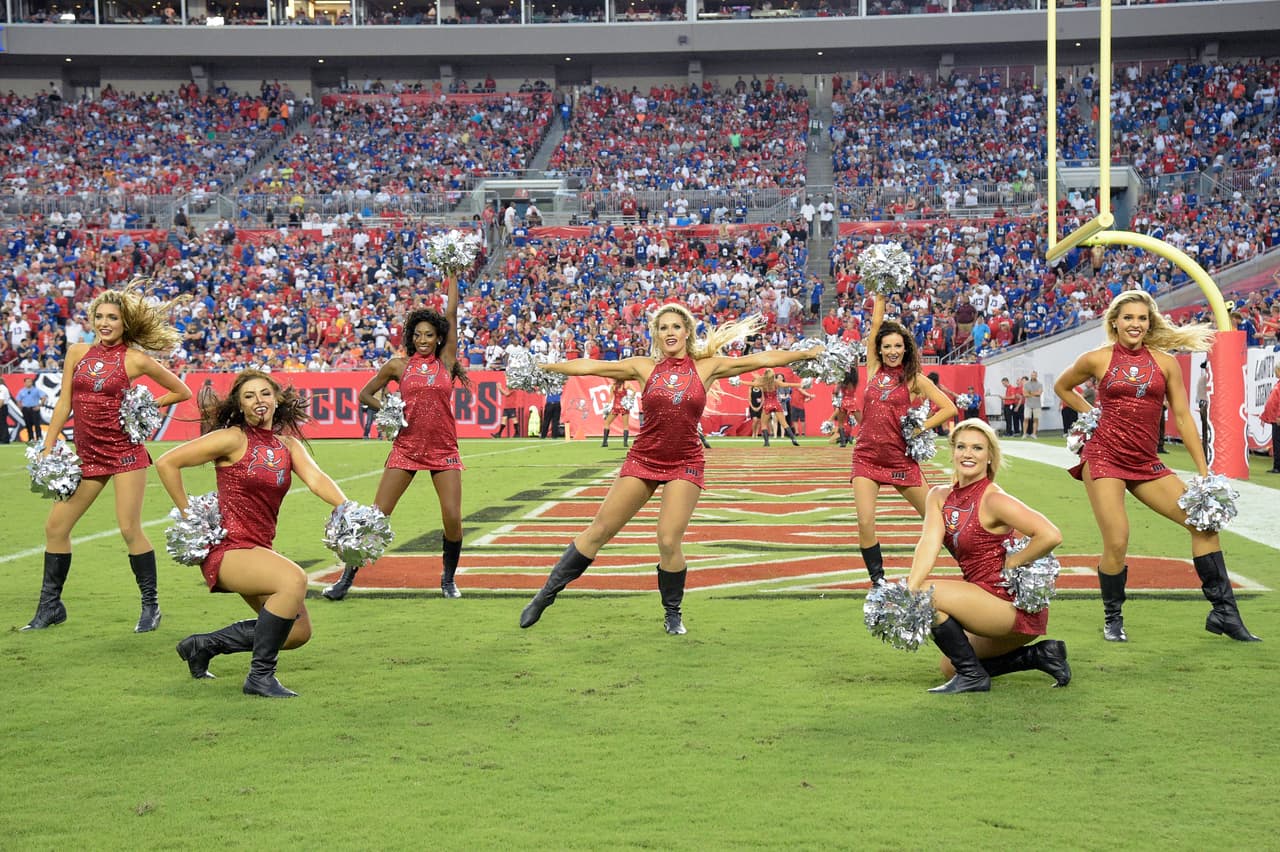 Las animadoras de los Vaqueros son las consentidas de la afición, pero las de Broncos, Patriots y Dolphins no se quedan atrás, ¿tú qué opinas?