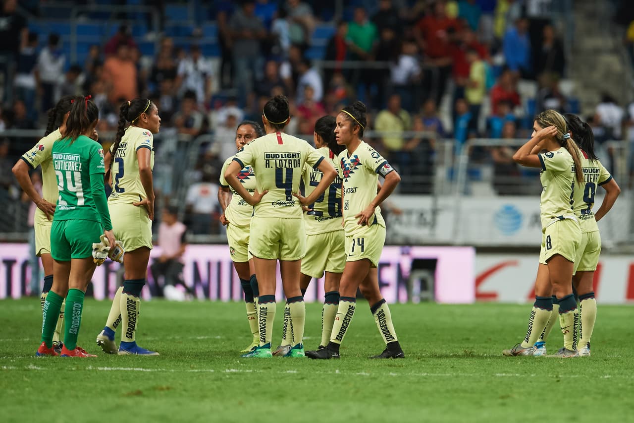 Valeria Valdez y Mónica Monsivais marcaron en el tirunfo de las Rayadas para avanzar a la Final.