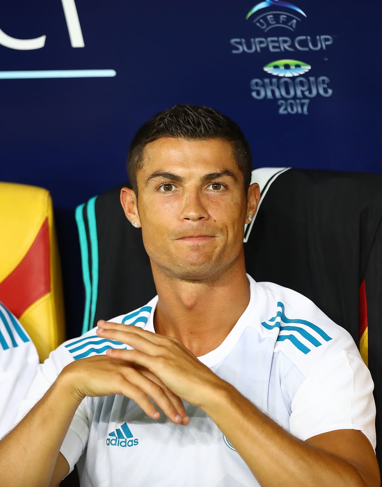 Claro, la gran sorpresa fue que Cristiano Ronaldo no comenzó y estuvo como suplente. No hizo pretemporada, pero viajó con el equipo a Macedonia.