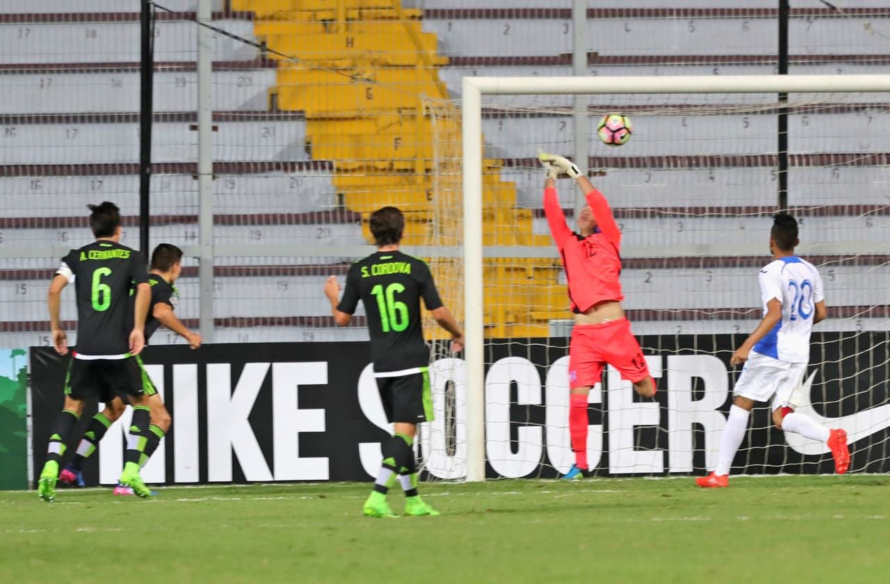Cuando un equipo cuenta con un jugador en racha goleadora, no hace falta avasallar al rival ni generar numerosas oportunidades de gol. Así lo demostró Ronaldo Cisneros, que marcó su quinto gol en el torneo.