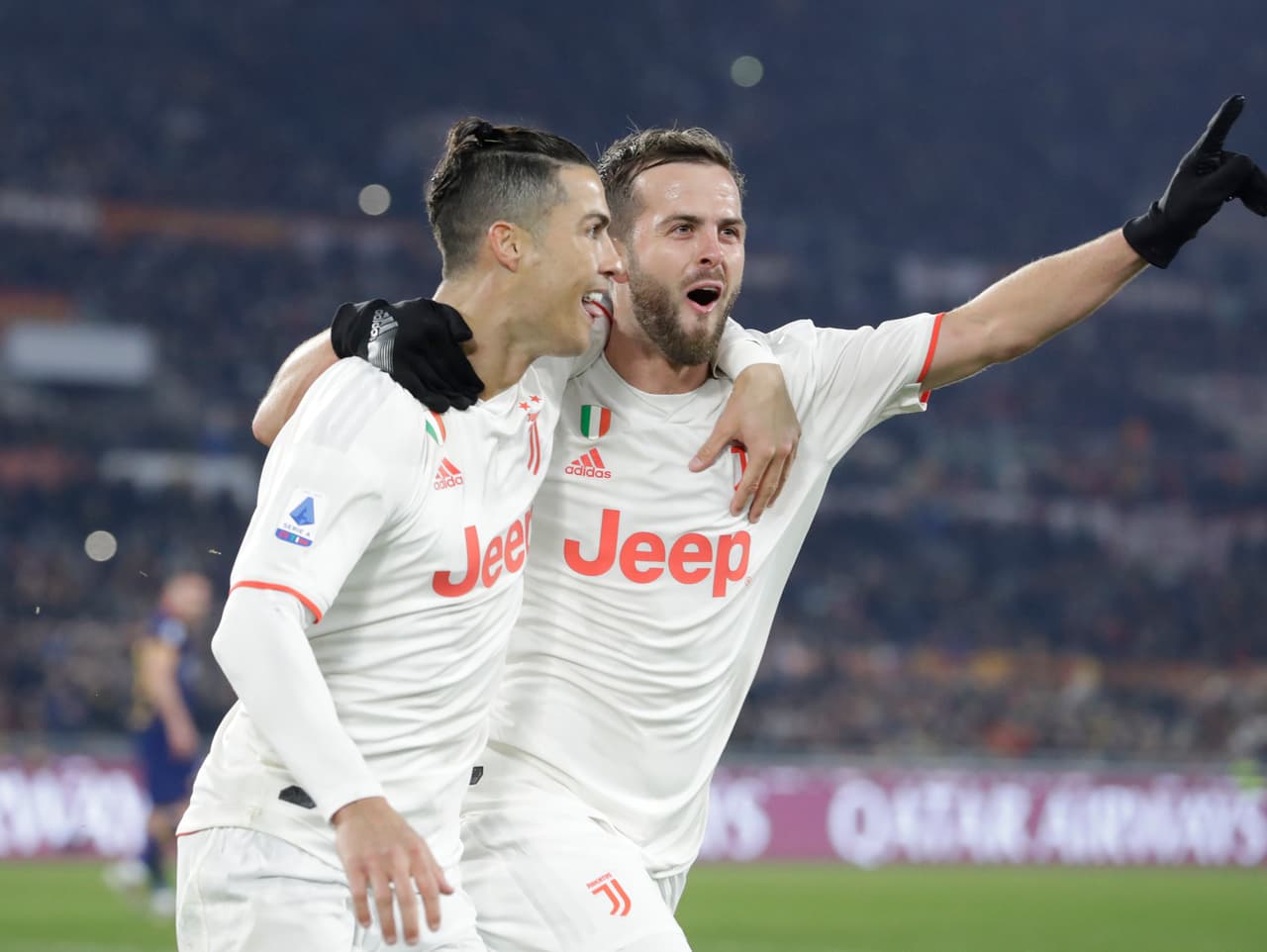 Con goles de Merih Demiral y Cristiano Ronaldo, la Juventus se impone 1-2 a la Roma.