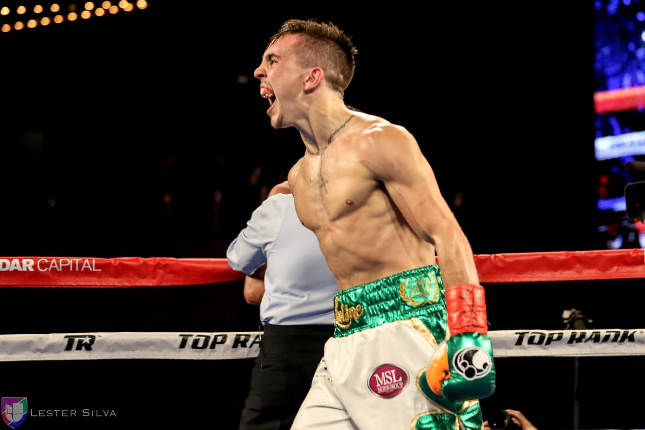 En el día de San Patricio, el irlandés Michael Conlan debutó en el boxeo profesional con una victoria por nocaut técnico en el tercer round ante Tim Ibarra. Su compatriota y superestrella de la UFC, Conor McGregor, estuvo a su lado. El medallista de bronce olímpico del 2012 obtuvo el triunfo en el Madison Square Garden en Nueva York.