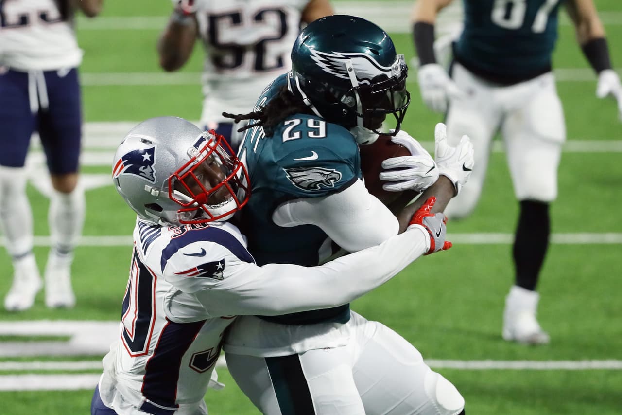 ¡TD Eagles! LeGarrette Blount amplía la ventaja por la vía terrestre. Se intentó la conversión de 2 puntos pero fallaron.