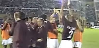 Venezuela celebra su triunfo en el Centenario.