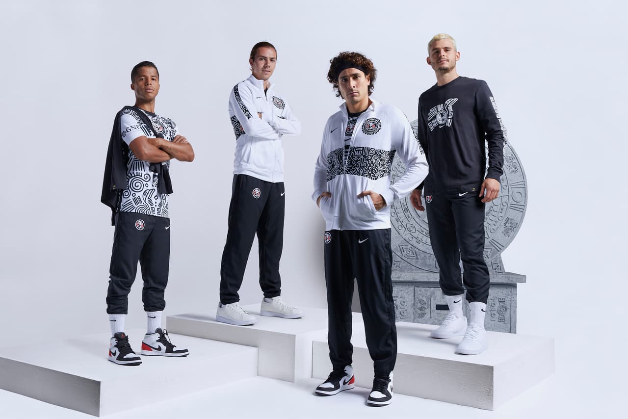 Las Águilas del América presentaron su tercer uniforma para la temporada 2021. La playera tiene motivos prehispánicos en blanco y negro, los cuales logran entrar en armonía con los patrocinadores plasmados en el jersey. La colección incluye pants y playeras complementarias al uniforme.