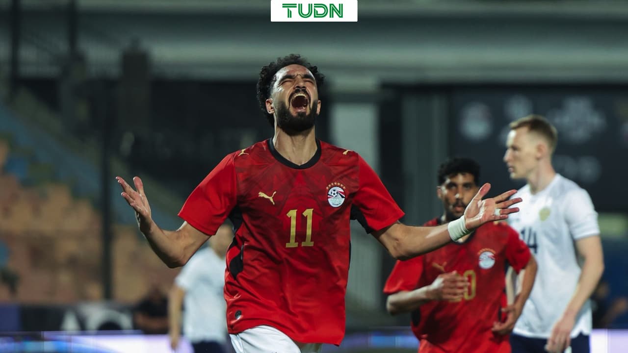 Egipto se despide de sus fans con triunfo ante Rusia
