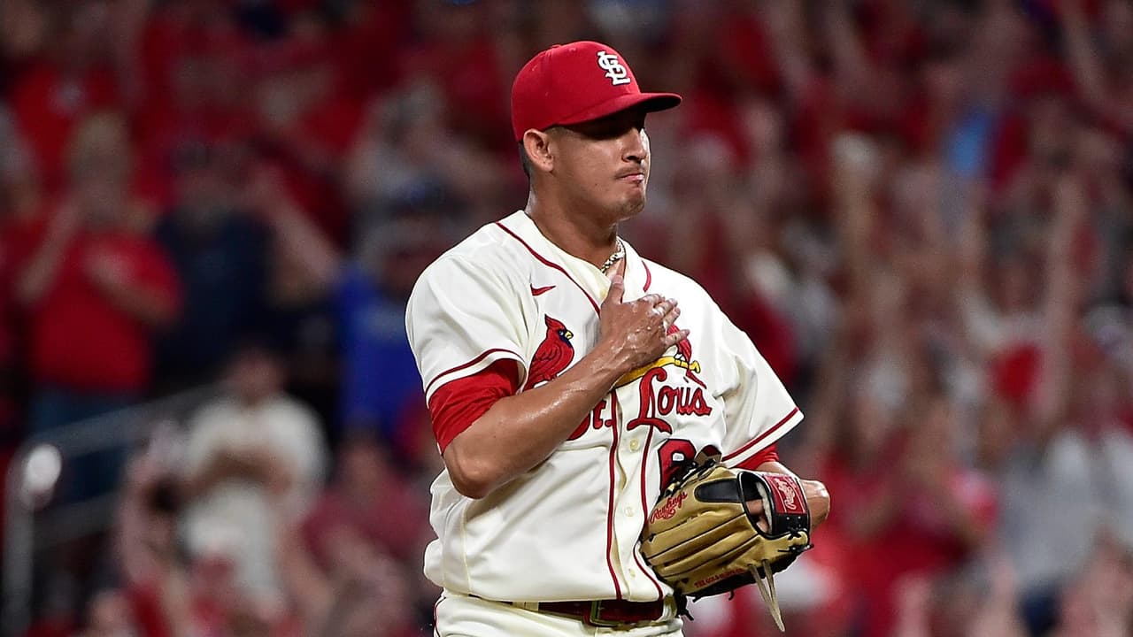 Giovanny Gallegos suma su noveno salvamento de la temporada