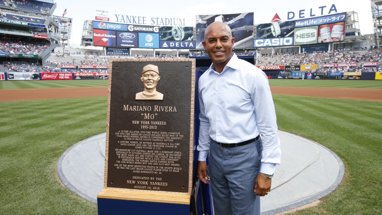 La placa de Mariano Rivera ya está en Monument Park de Yankee Stadium, junto a leyendas del equipo como Babe Ruth, Lou Gherig y Joe DiMaggio.