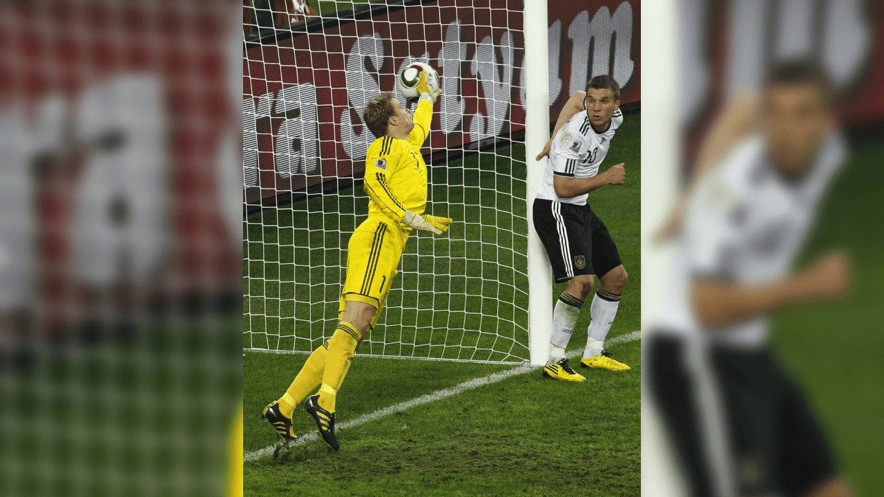 ¡Así se vivió a secuencia del gol de Puyol con la fórmula de los exjugadores del Barcelona! El defensor se elevó en una jugada prefabricada de tiro de esquina y con un testarazo puso el 1-0 al 72'.