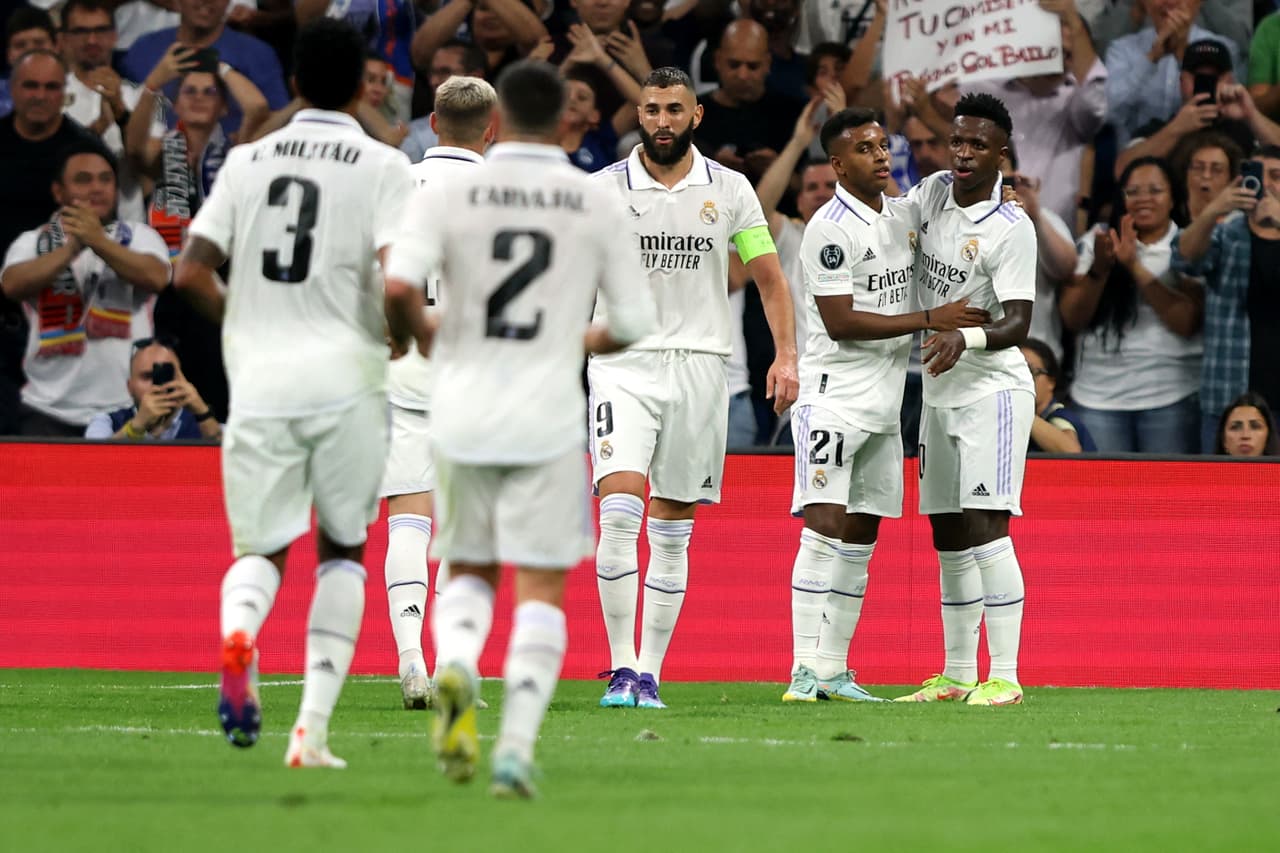 Real Madrid pudo golear al Shakhtar Donetsk y la poca contundencia le hizo sufrir un poco para ganar por la mínima de 2-1 en la UEFA Champions League.
