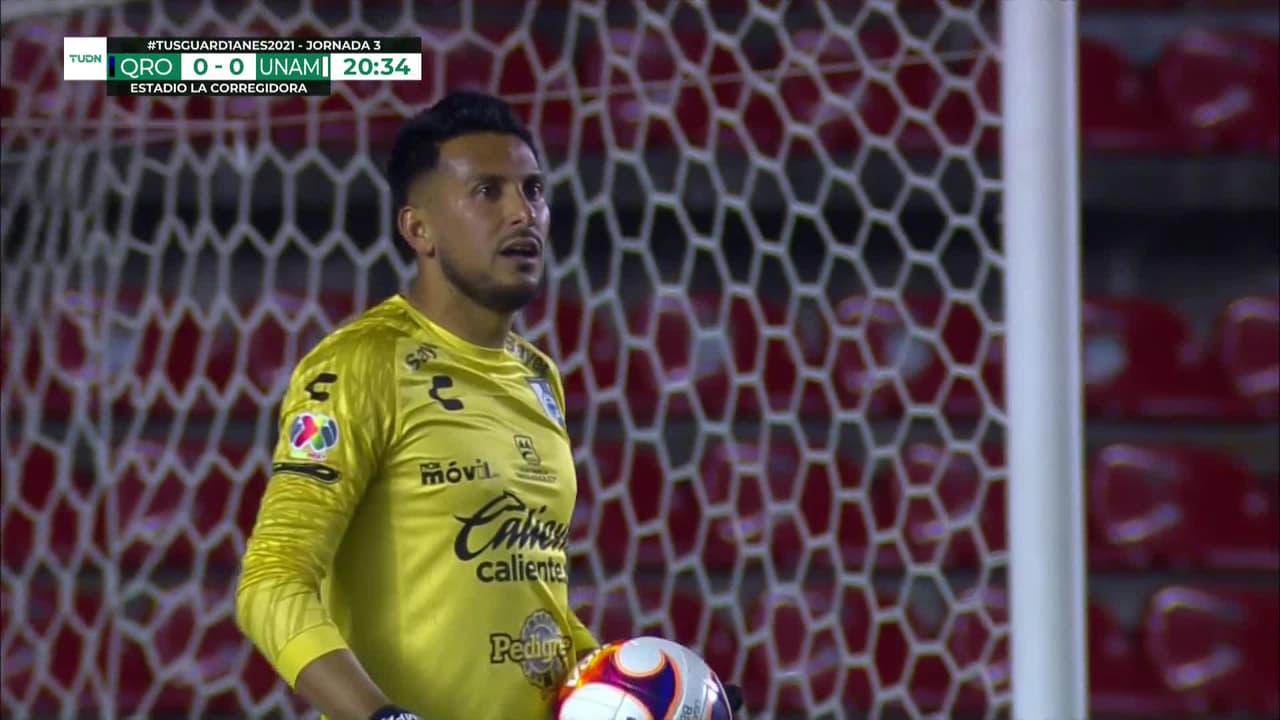 ¡TIRO ATAJADO! disparo por Jeronimo Rodríguez.