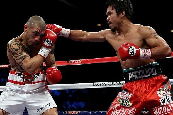 En el quinto Pacquiao bajo el ritmo, pero en el sexto, el filipino retomó la iniciativa y llenó de golpes a Cotto.