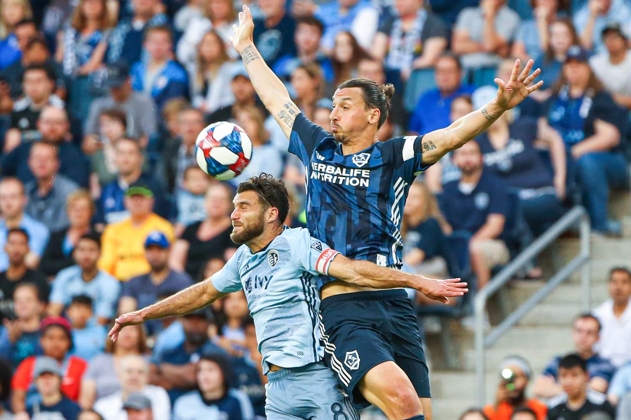 Para la segunda mitad, los visitantes de inmediato buscaron sorprender a un equipo de casa que salió aletargado del vestidor. Esa insistencia pronto habría de pagar frutos.