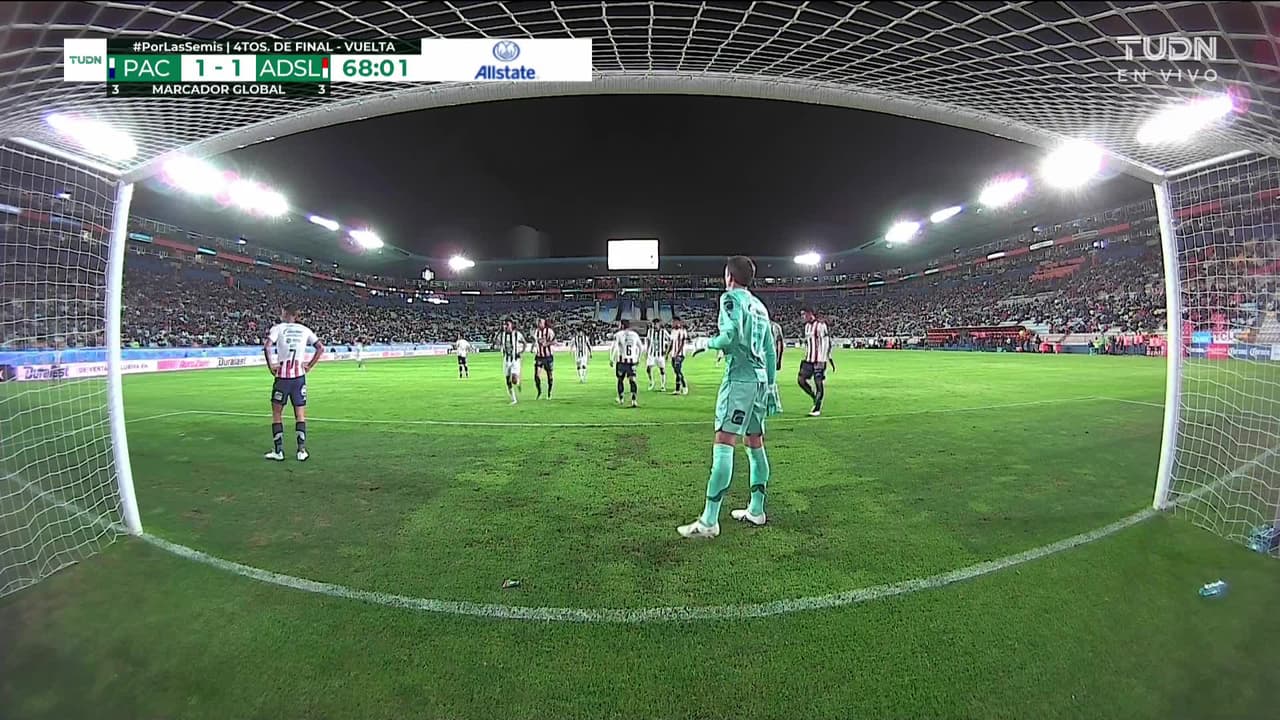 ¡GOOOL! Gustavo Cabral anota para Pachuca.