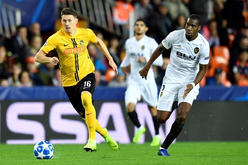 Sin embargo, Young Boys dio muestra de su capacidad para manejar el balón y generar peligro.