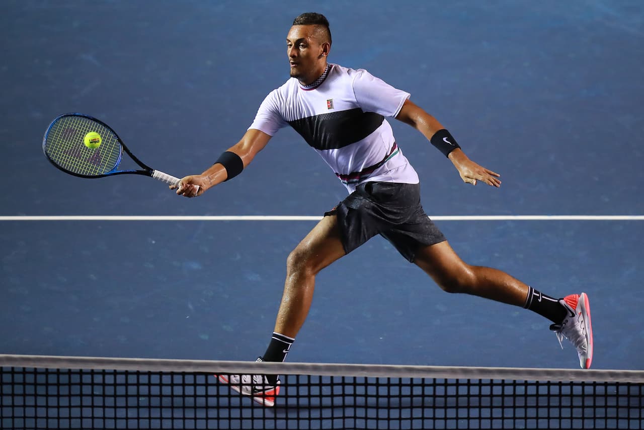 Sin embargo el ahora 72 del mundo estaba jugando un tenis de muy alto nivel, no solo reflejado con su potente y eficaz servicio sino con sus tiros colocados cerca de las líneas y llegando a todas las pelotas.