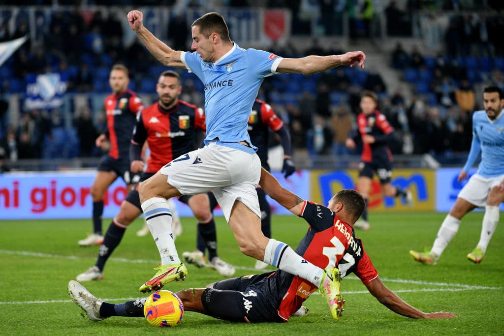 Con goles de Filippo Melegoni, Pedro y Mattia Zaccagni, La Lazio golea 3-1 en casa al Genoa y llegan a 28 unidades.