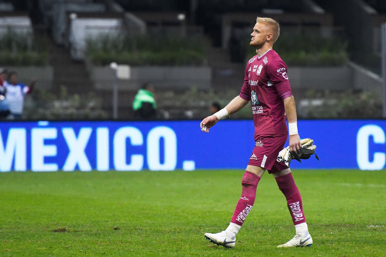 <b>Arquero:</b> William Yasbrough (León, -6)