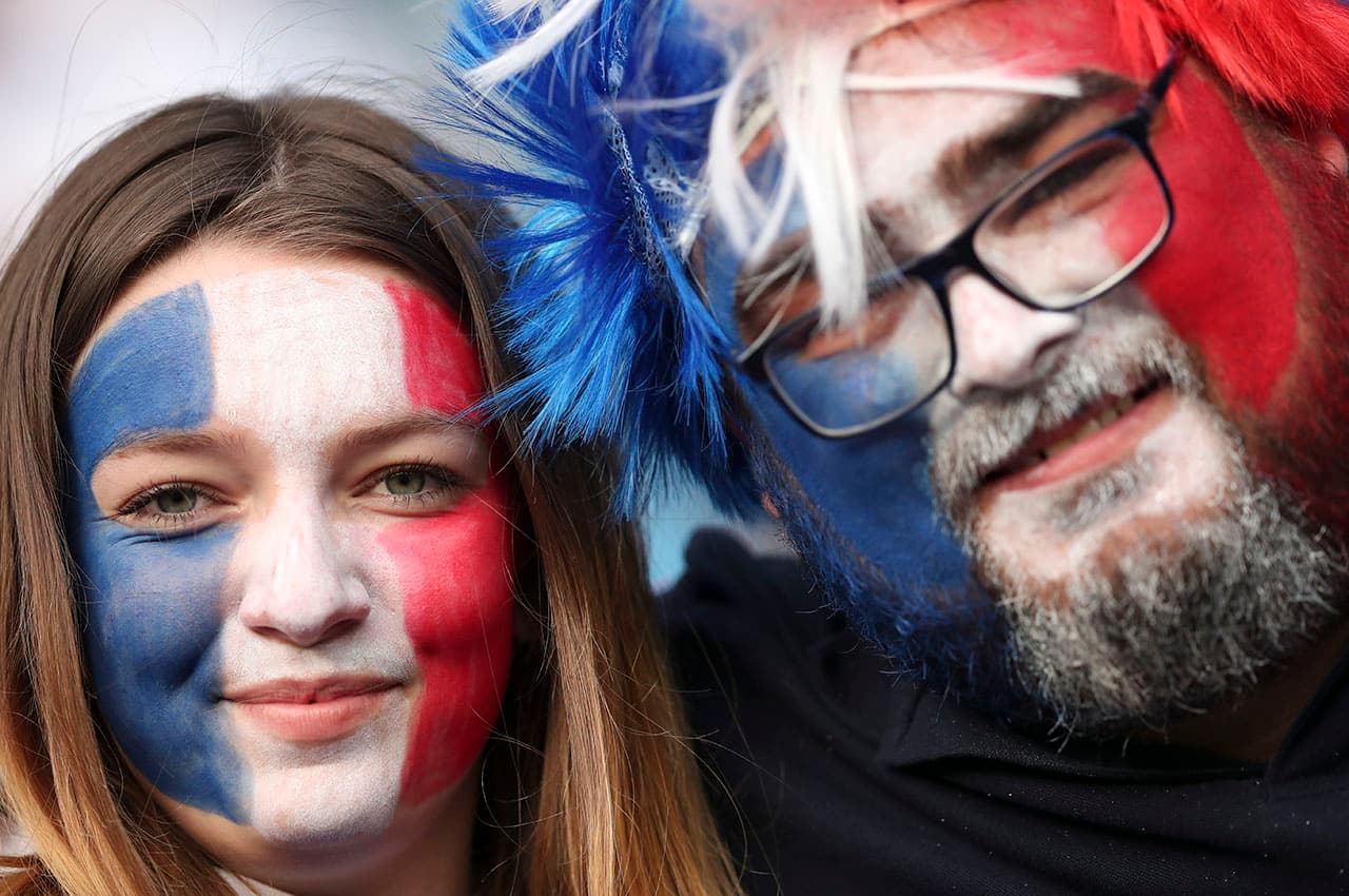 En el Estadioo Océane de Le Havre, Francia y Brasil disputan el duelo más esperado de los Octavos de Final de la Copa Mundial Femenina con el colorido de una Final anticipada.