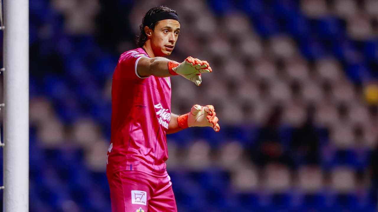 Pepe Toño Rodríguez está casi arreglado para ir de Chivas a Querétaro