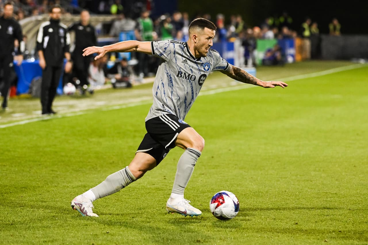 Defensor - AARON HERRERA (CF Montréal)