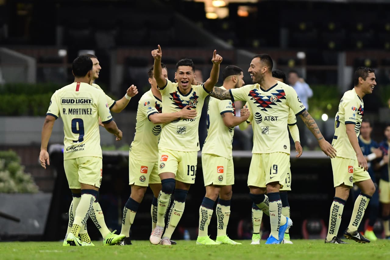 José Ángel López debutó y en su priemr balón, lo mandó a las redes.