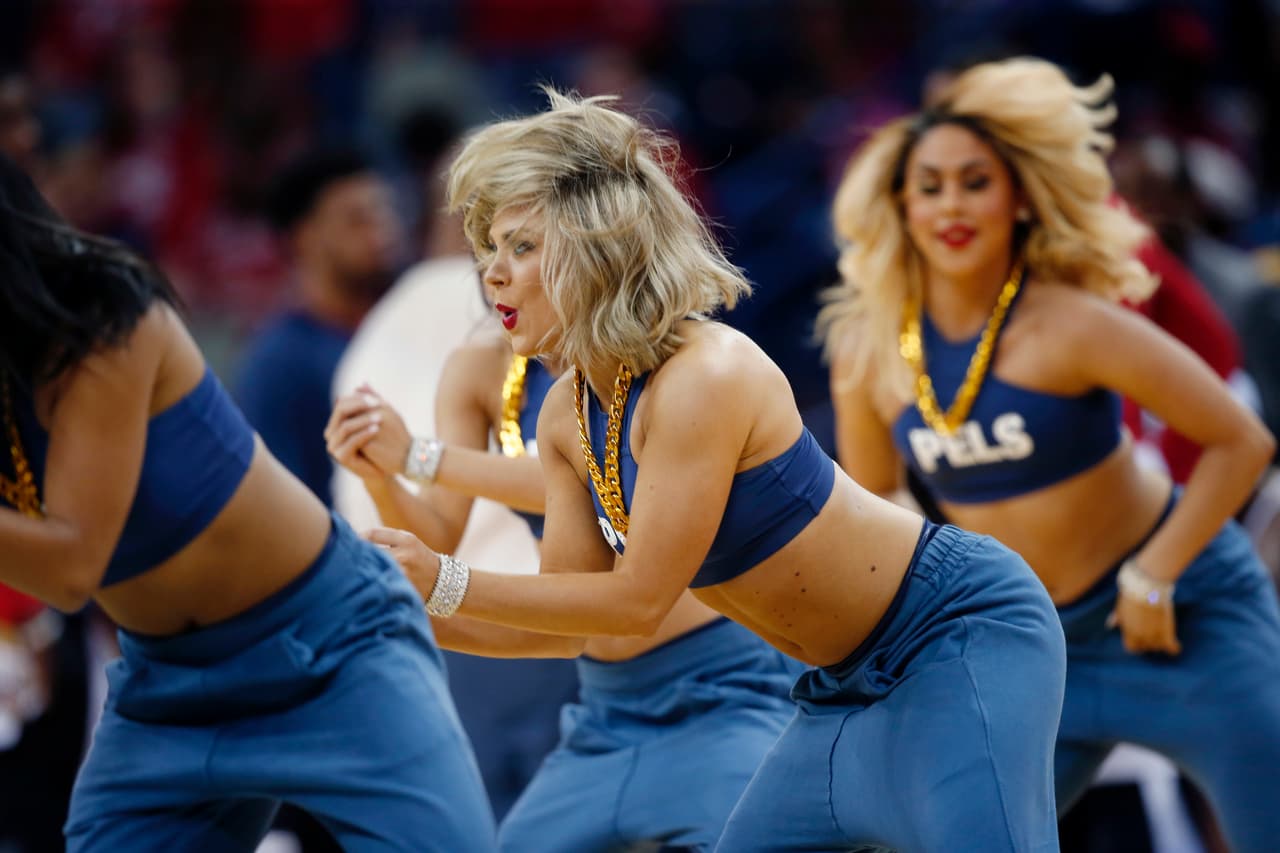 La belleza de las 'cheerleaders' de la NBA también se multiplica para el inicio de la temporada 2017-18 que arranca el 17 de Octubre.