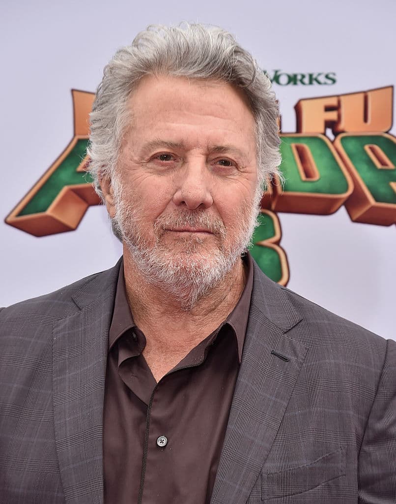 All the President's Men (1976) - En 1972, dos jóvenes periodistas del diario The Washington Post, Bob Woodward y Carl Bernstein, comienzan a investigar lo que parece ser un simple allanamiento del cuartel general del Partido Demócrata en Washington.
<br>