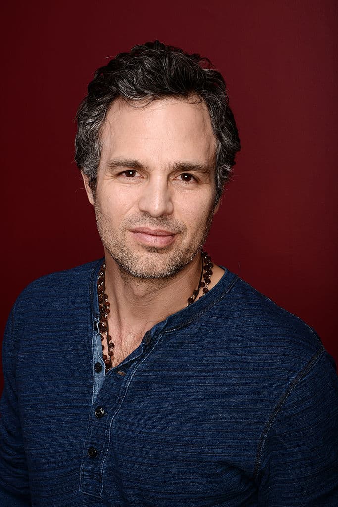 Ruffalo fue cofundador de la Orpheus Theatre Company. Con el OTC, escribió, dirigió y protagonizó una serie de obras de teatro, y pasó los siguientes nueve años ganando su dinero como cantinero.