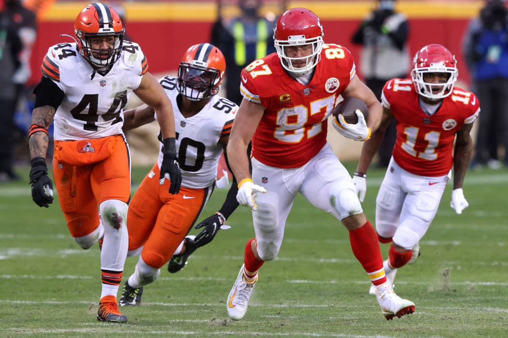 Los Kansas City Chiefs demuestran porque fueron el mejor equipo de la temporada y consiguen una sufrida victoria de 17-22 sobre los Cleveland Browns.