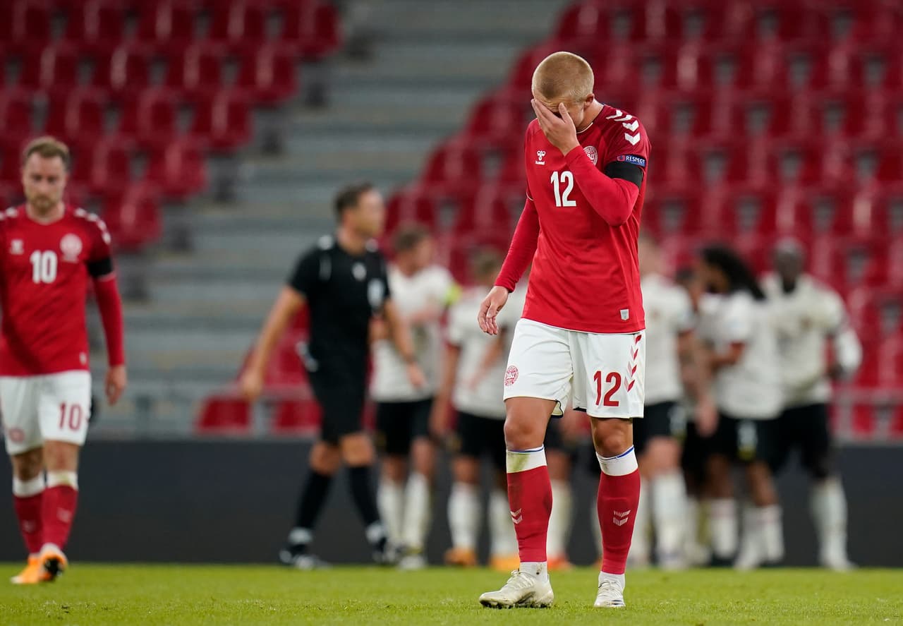 Dolberg sufrió doble robo mientras disputaba la Nations League con Dinamarca