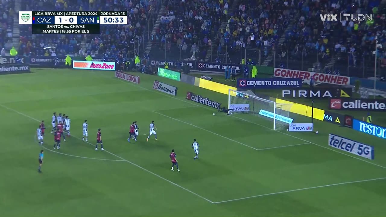 ¡Grande Acevedo! Buena reacción al tiro de Rotondi