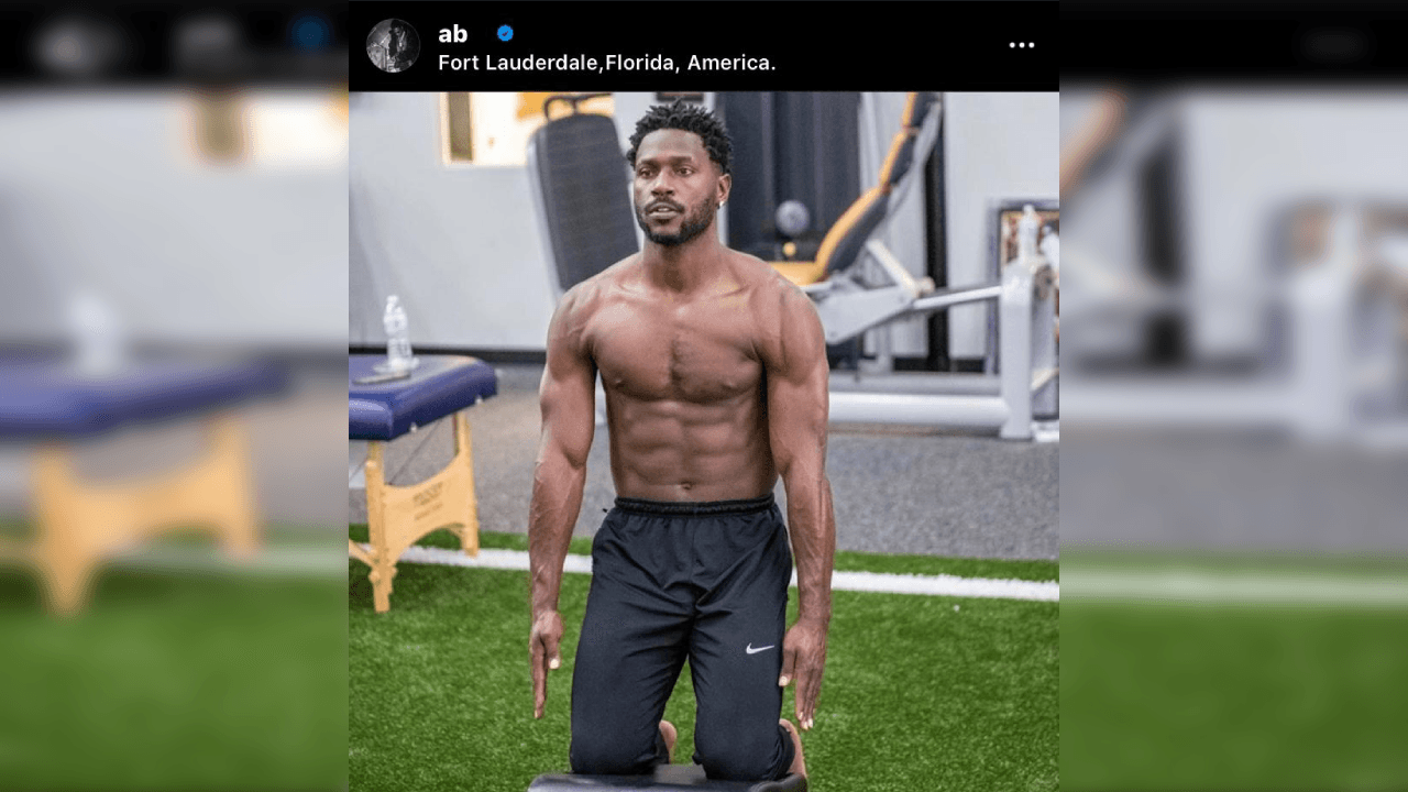 <b>¿Planes para volver?</b>
<br>A pesar de que se ha generado una pésima reputación en la NFL, Brown se mantiene con la esperanza de regresar al campo de juego, así lo ha manifestado.