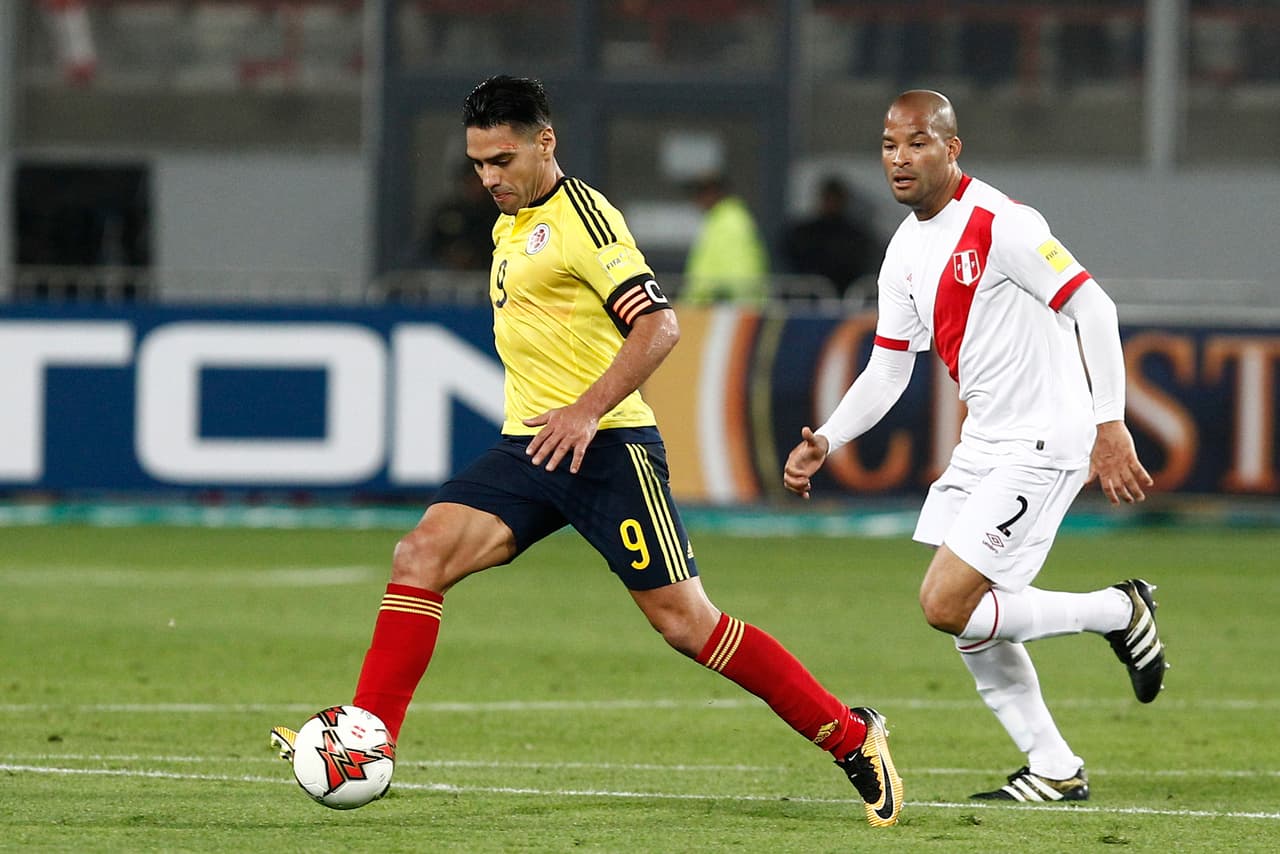 Colombia y Perú demostraron que merecían su cupo en el Mundial con un partido en Lima de alta tensión y un empate que les convino a ambos.