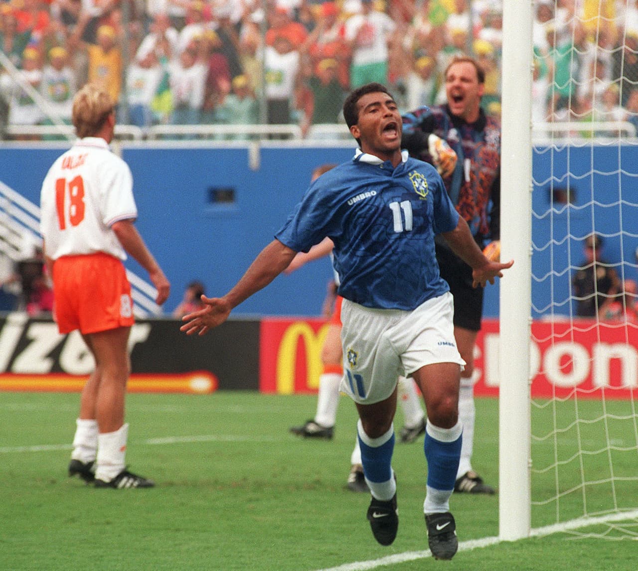 Romario fue campeón en 1994 del Mundial de Estados Unidos con Brasil, gracias a su experiencia europea, la misma que comenzó en Holanda.